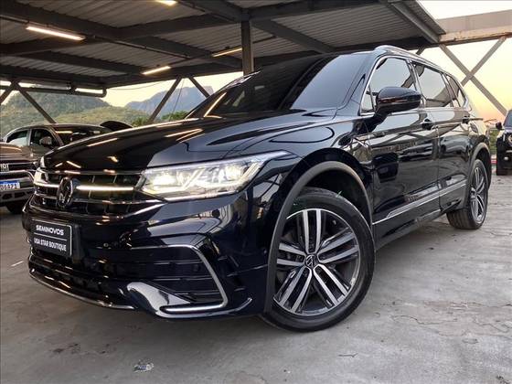 VOLKSWAGEN TIGUAN 2.0 300 TSI GASOLINA ALLSPACE R-LINE AUTOMÁTICO VOLKSWAGEN TIGUAN 2.0 300 TSI GASOLINA ALLSPACE R-LINE AUTOMÁTICO